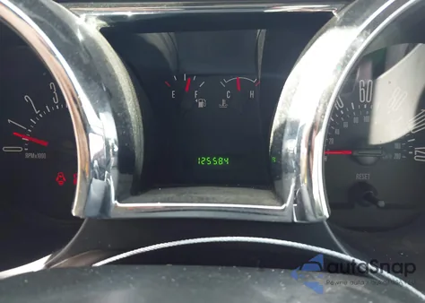 2005 Ford Mustang V6 Deluxe/V6 Premium из США, поврежденный, VIN 1ZVFT80N855188513